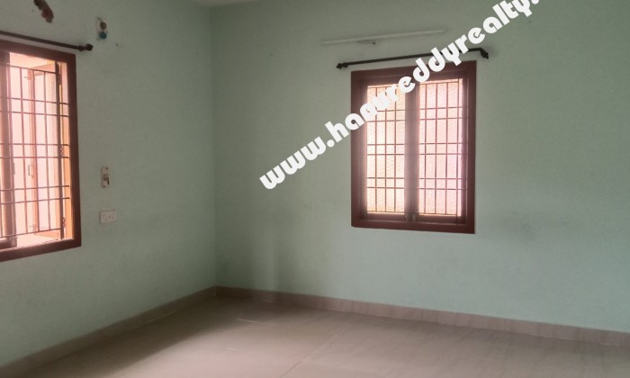 10 BHK Independent House for Rent in Medavakkam