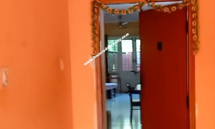2 BHK Flat for Sale in Mandi Mohalla