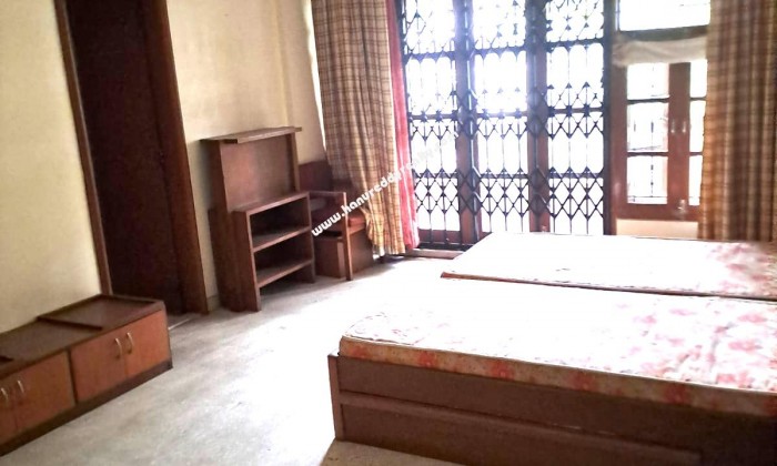 3 BHK Flat for Sale in Boat Club Road