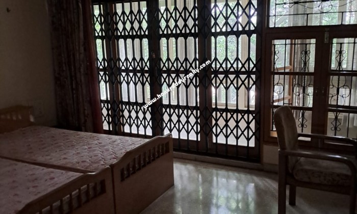 3 BHK Flat for Sale in Boat Club Road