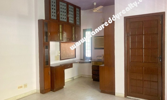4 BHK Independent House for Rent in Adyar