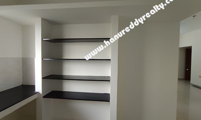 2 BHK Flat for Sale in Poonamallee
