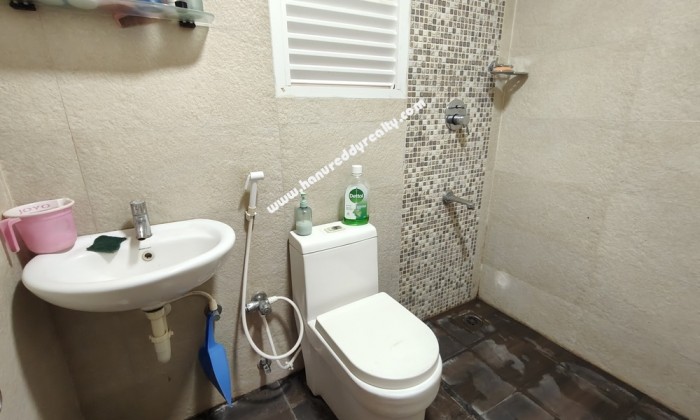 2 BHK Flat for Sale in Perumbakkam