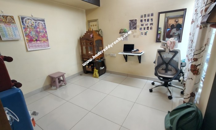 2 BHK Flat for Sale in Perumbakkam