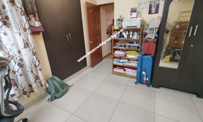 2 BHK Flat for Sale in Perumbakkam