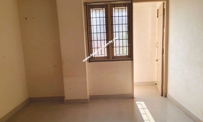 2 BHK Flat for Sale in Velachery