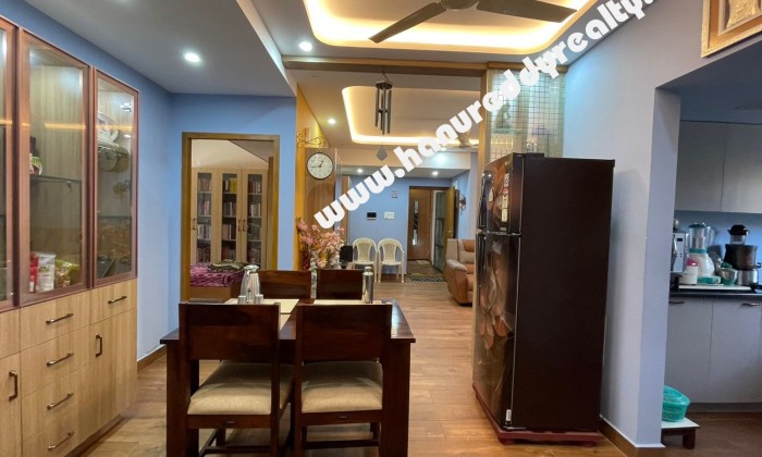 3 BHK Flat for Sale in Mandaveli