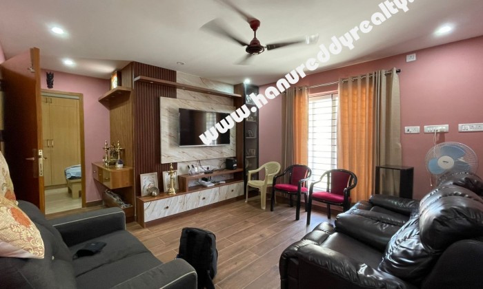 3 BHK Flat for Sale in Mandaveli