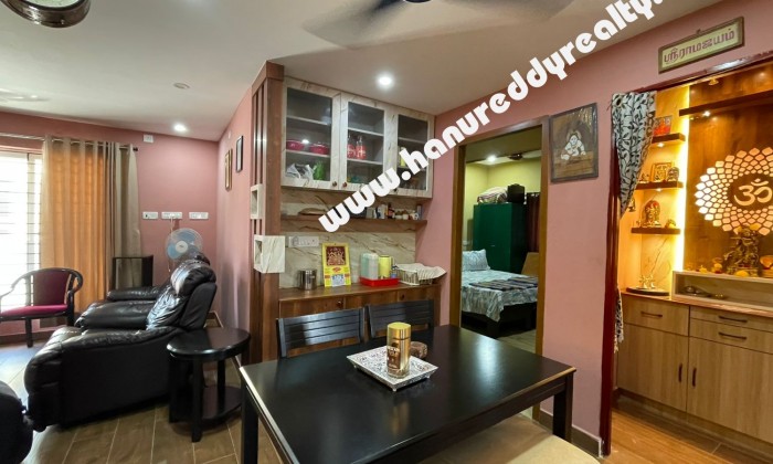 3 BHK Flat for Sale in Mandaveli