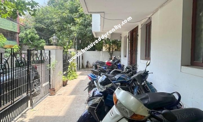 2 BHK Flat for Sale in Mahalingapuram