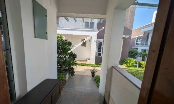 5 BHK Villa for Rent in Uthandi