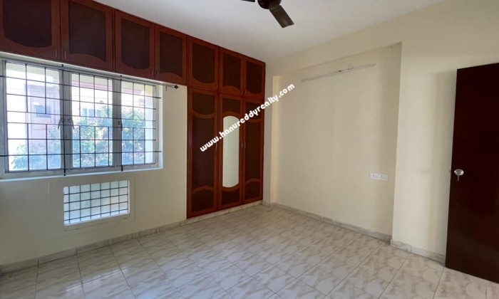 2 BHK Penthouse for Rent in Virugambakkam