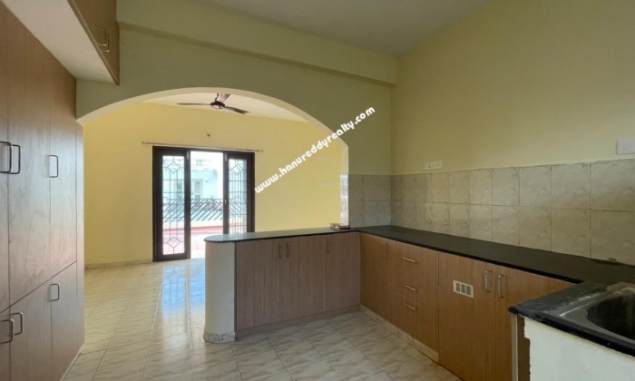 2 BHK Penthouse for Rent in Virugambakkam
