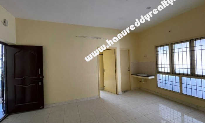 2 BHK Flat for Sale in Saligramam
