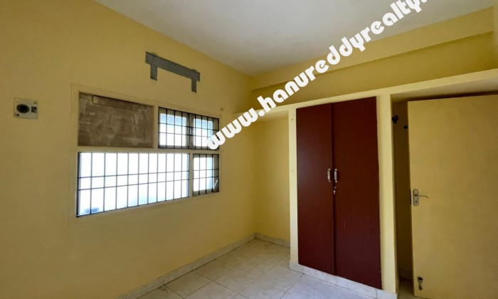 2 BHK Flat for Sale in Saligramam