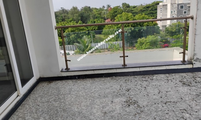 4 BHK Villa for Rent in Uthandi