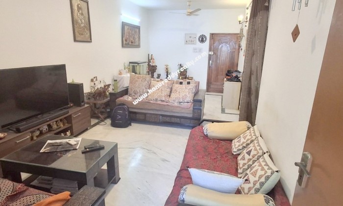 2 BHK Flat for Sale in Saligramam