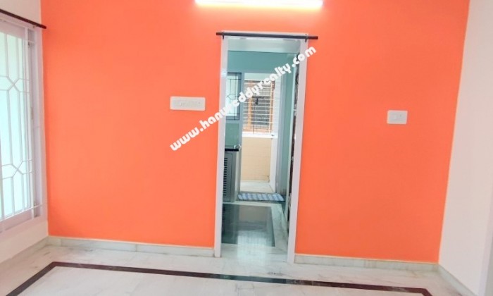 2 BHK Flat for Rent in Anna Nagar