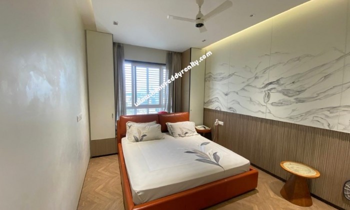 3 BHK Flat for Sale in Thiruvanmiyur
