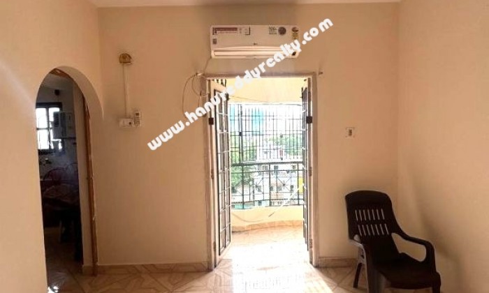2 BHK Flat for Sale in Virugambakkam