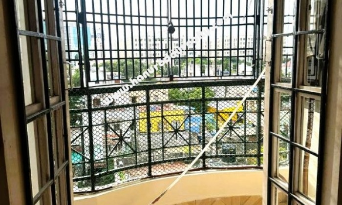 2 BHK Flat for Sale in Virugambakkam
