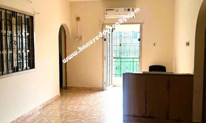2 BHK Flat for Sale in Virugambakkam