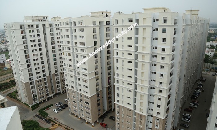 3 BHK Flat for Sale in Korattur