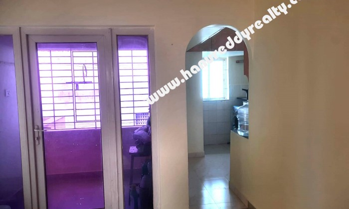 2 BHK Flat for Rent in West Mambalam