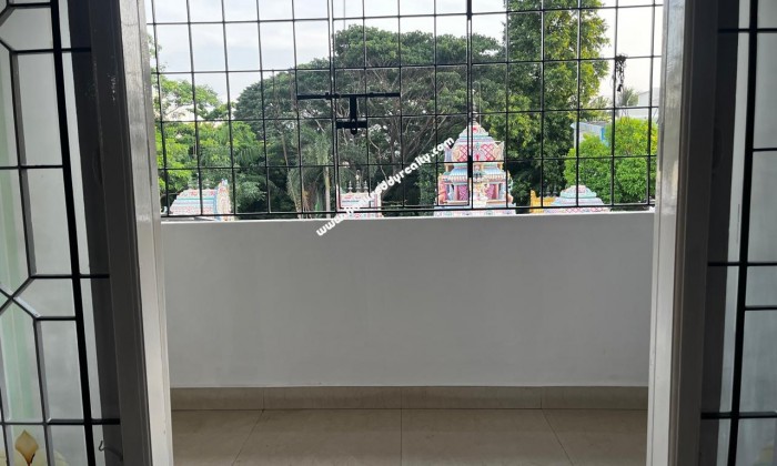 3 BHK Flat for Sale in Saligramam