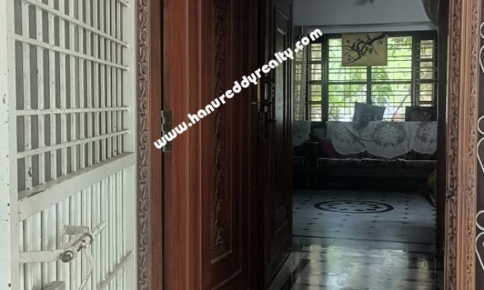 4 BHK Independent House for Sale in Roopa Nagar