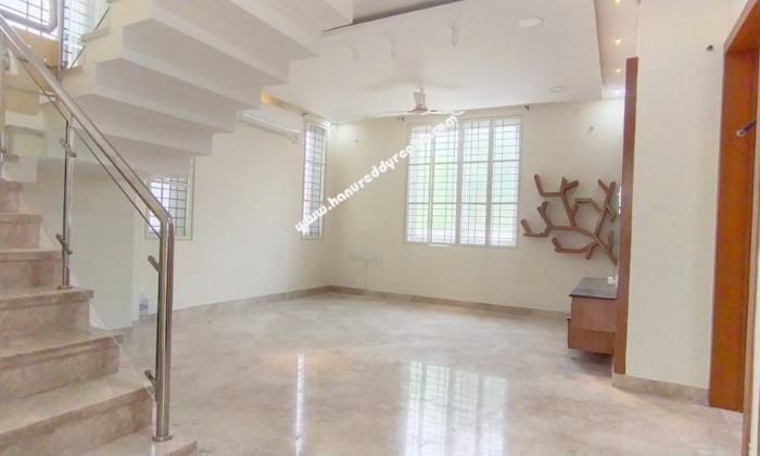 4 BHK Villa for Rent in Neelankarai