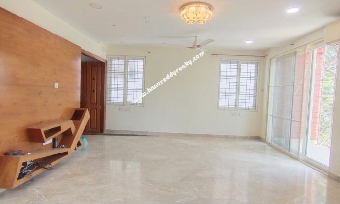 4 BHK Villa for Rent in Neelankarai