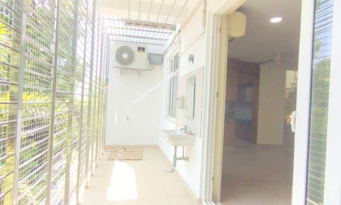 4 BHK Villa for Rent in Neelankarai
