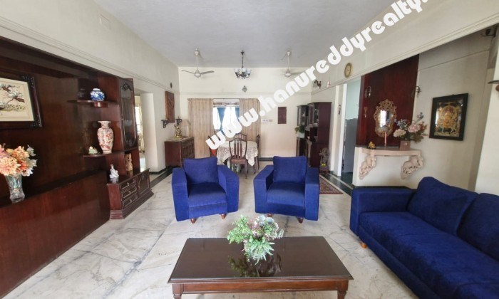 4 BHK Flat for Sale in Thiruvanmiyur