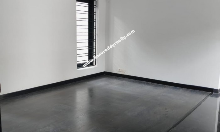 5 BHK Villa for Rent in Akkarai