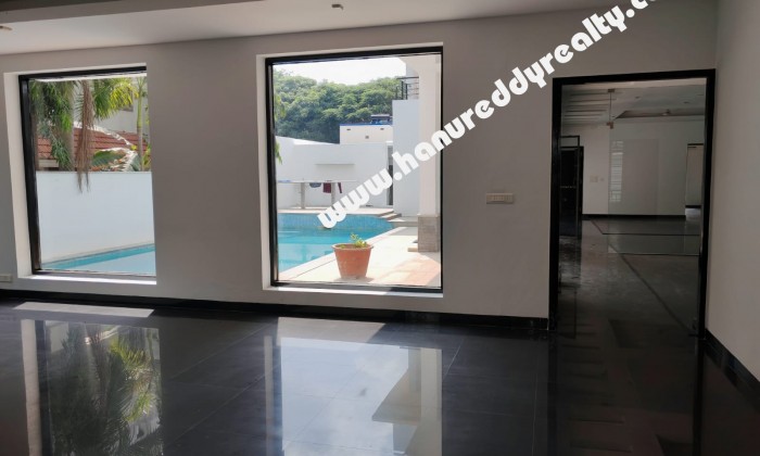 5 BHK Villa for Rent in Akkarai