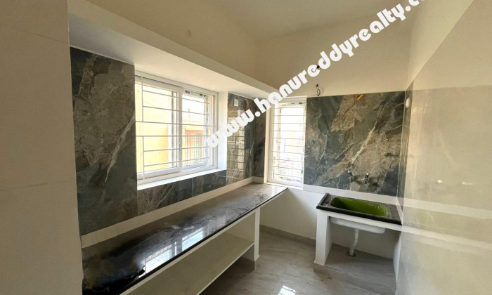 2 BHK Flat for Sale in West Mambalam