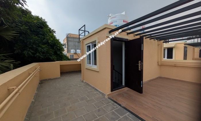 3 BHK Villa for Sale in Navalur