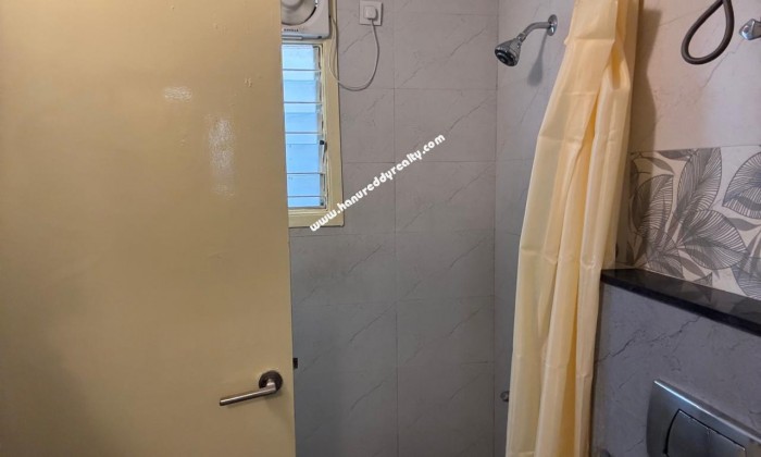 3 BHK Flat for Sale in Sholinganallur