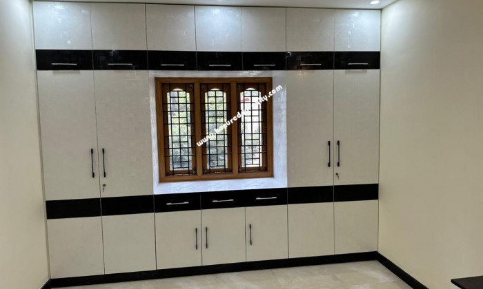 5 BHK Villa for Sale in Valasaravakkam