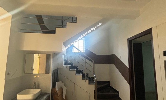 4 BHK Villa for Sale in Perumbakkam