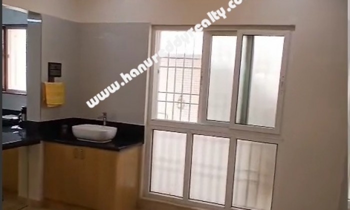 6 BHK Independent House for Rent in Virugambakkam