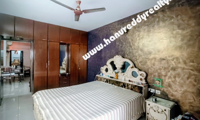 3 BHK Flat for Rent in Egmore