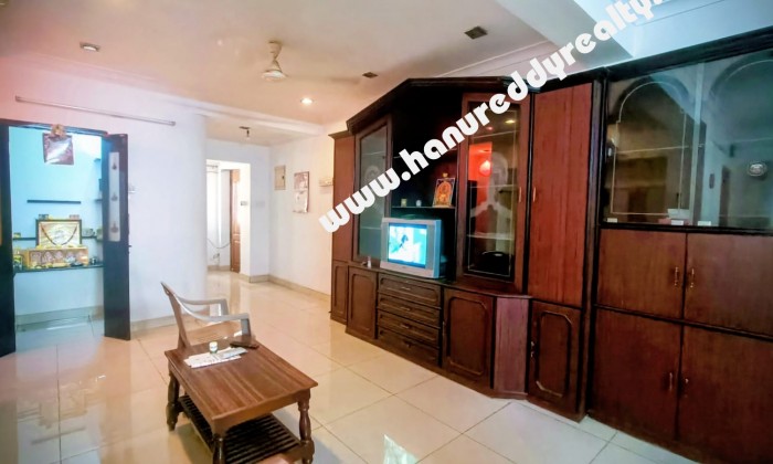 3 BHK Flat for Rent in Egmore