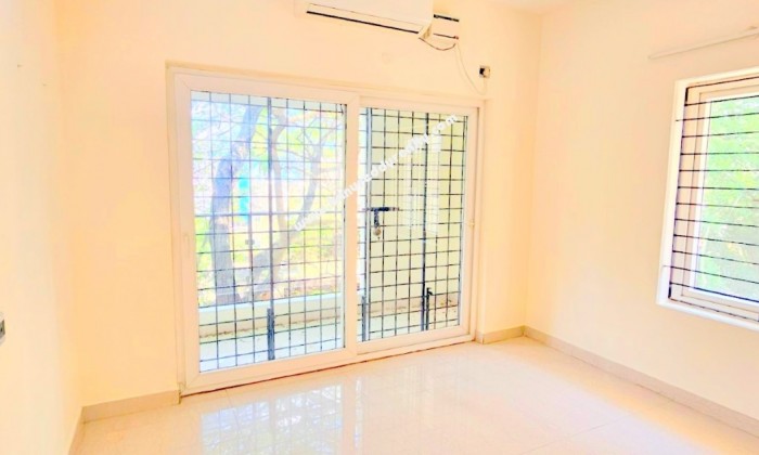 2 BHK Flat for Rent in Alwarpet