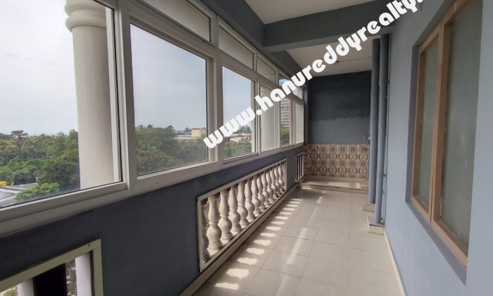 2 BHK Flat for Sale in Lawsons Bay Colony