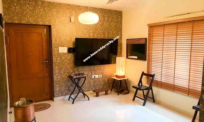 2 BHK Flat for Sale in R S Puram