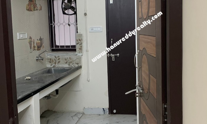 2 BHK Flat for Rent in Alwarpet