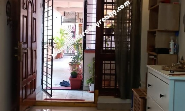 2 BHK Flat for Sale in Begumpet