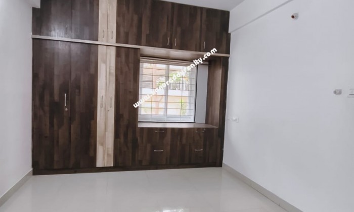 2 BHK Flat for Sale in Kondapur